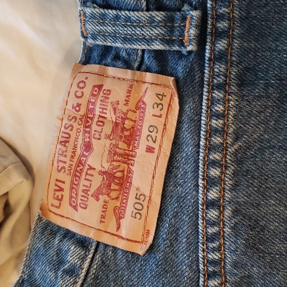 Levi 505 jeans